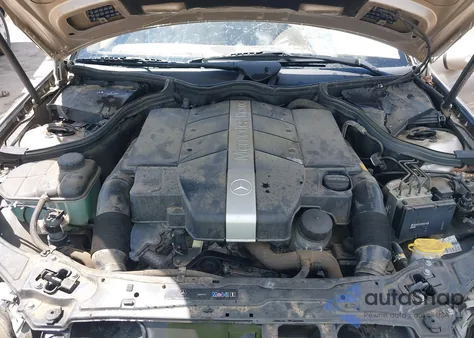 2002 Mercedes-Benz C 240 z USA, uszkodzony, nr VIN WDBRF61J32E005536